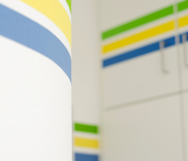 Modernes Behandlungszimmer der Zahnarztpraxis Dr. Thomasser